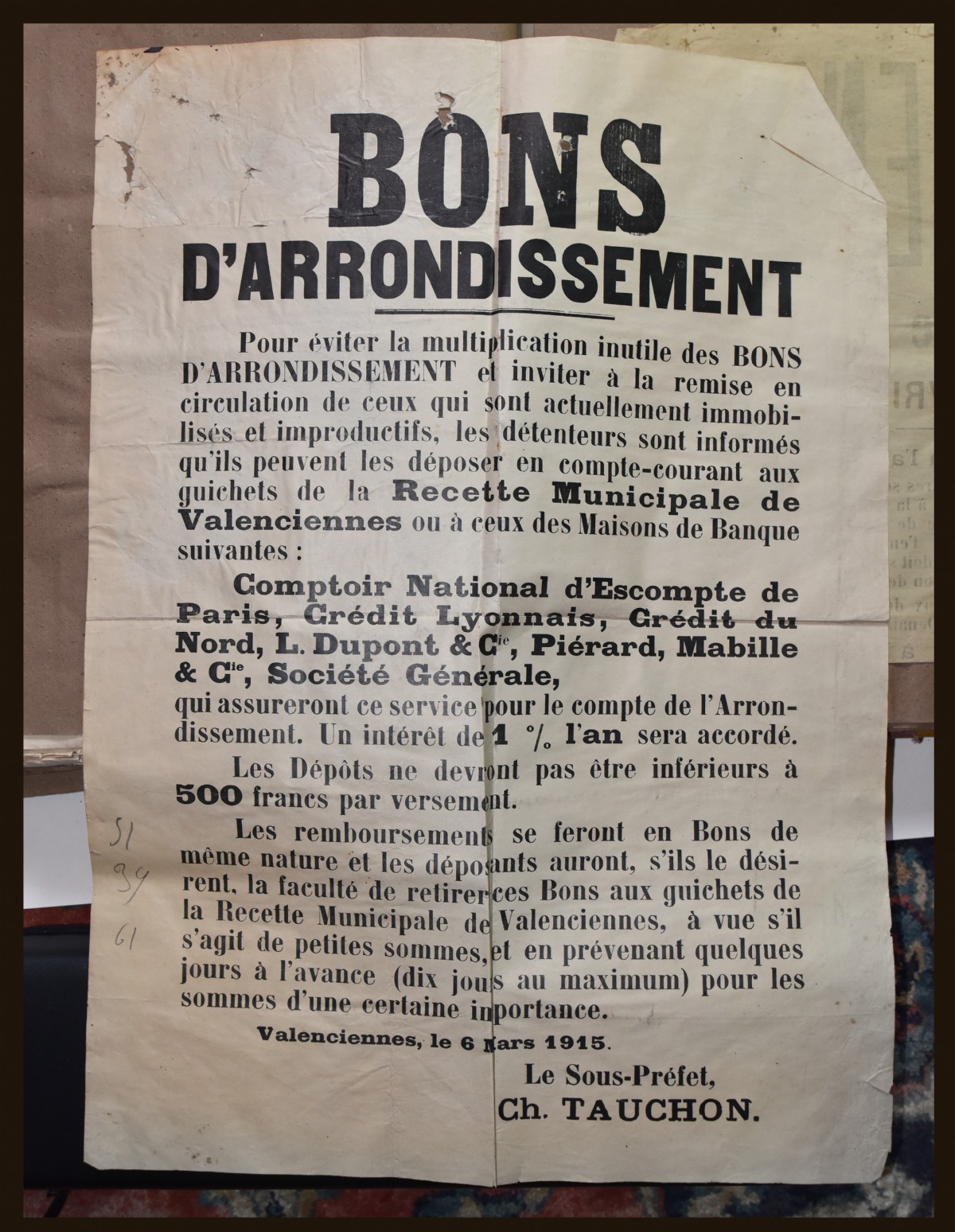 Valenciennes occupation poster concerning bons d'arrondissement - food/access coupons 